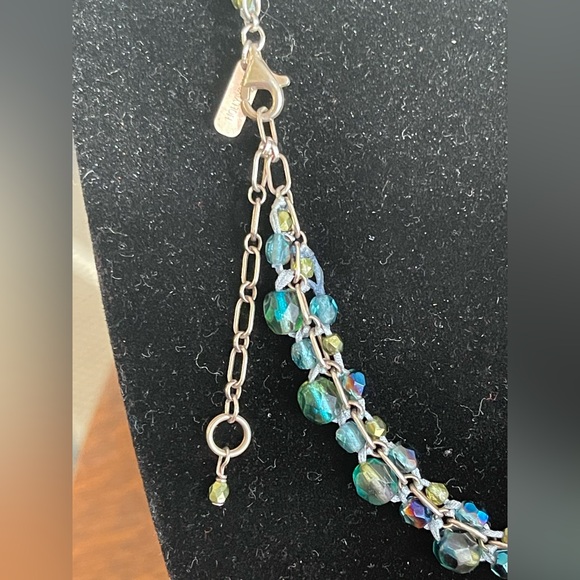 Holly Yashi faceted beads macraméd on a silver chain. 925SS. 16”+2” extension. - Picture 3 of 7